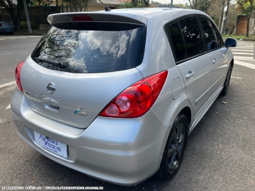 Nissan TIIDA SL 1.8 FLEX 2011/2012